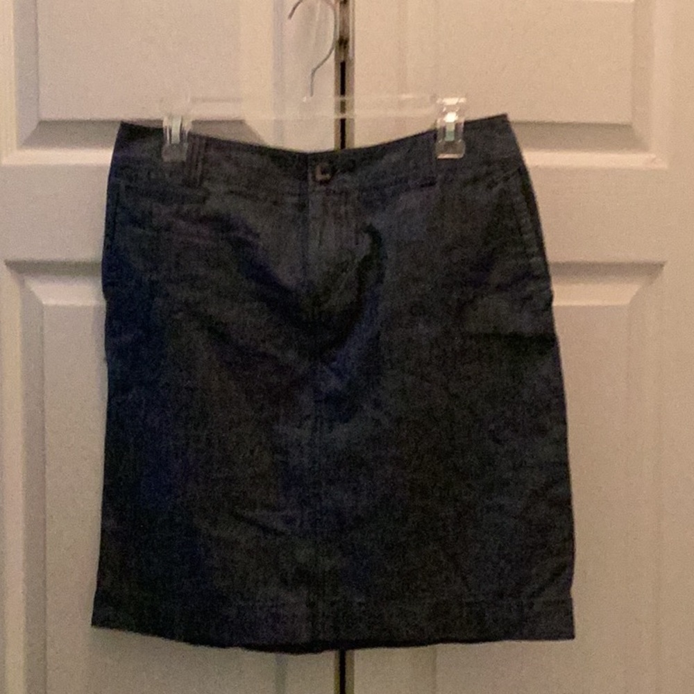 🦋NWOT Dockers Size 6 Denim Skirt Closet Must Have 🦋